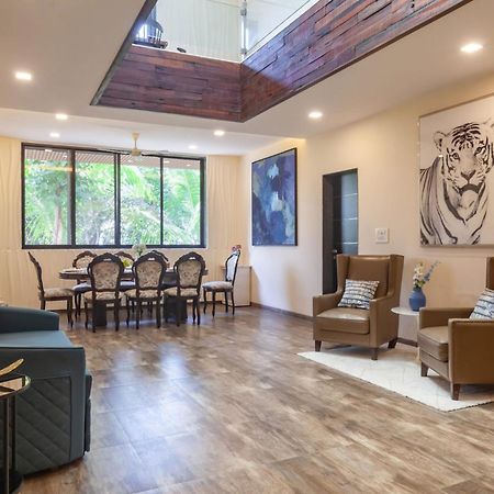 Stayvista'S Firefly Mountain Retreat - Villa With Private Pool, Gazebo & Terrace Карджат Екстериор снимка