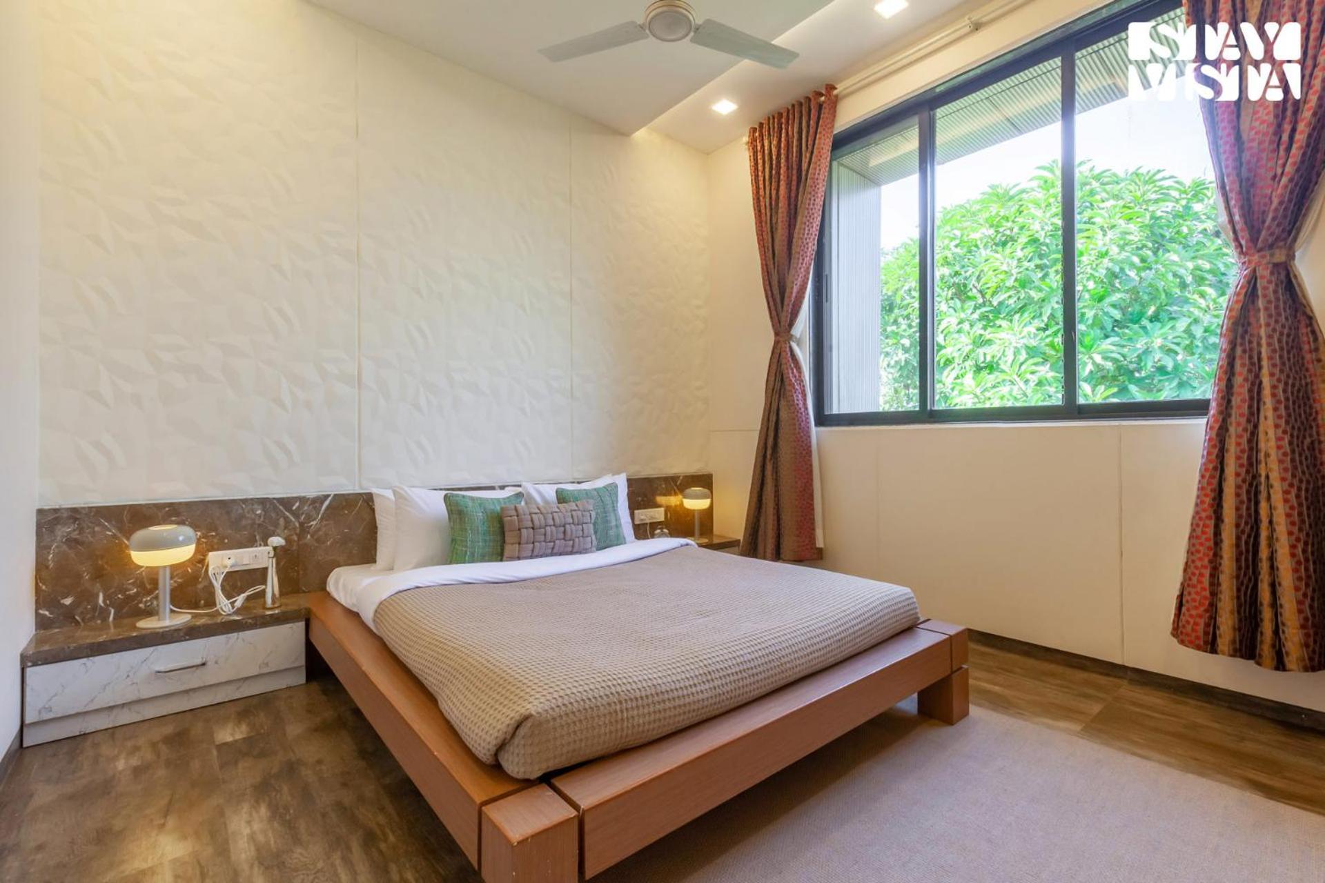 Stayvista'S Firefly Mountain Retreat - Villa With Private Pool, Gazebo & Terrace Карджат Екстериор снимка